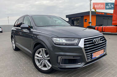 Audi Q7 e-tron 2018