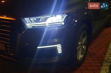 Внедорожник / Кроссовер Audi Q7 e-tron 2016 в Ужгороде