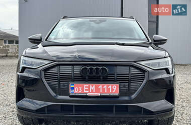 Внедорожник / Кроссовер Audi Q7 e-tron 2019 в 