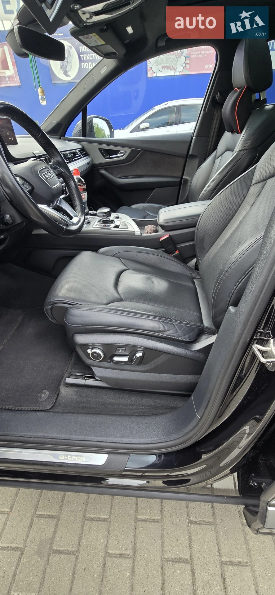 2016 Audi Q7 - мініатюра 32