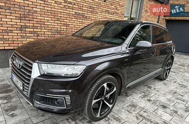 Audi Q7 e-tron 2018