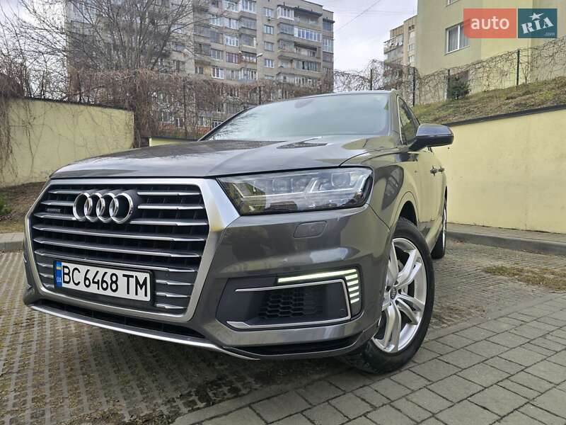 Внедорожник / Кроссовер Audi Q7 e-tron 2018 в Львове