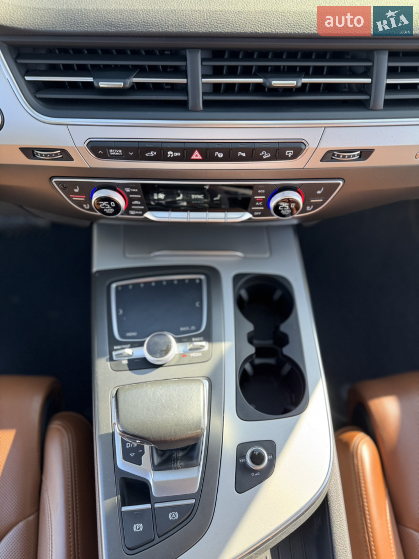 2016 Audi Q7 - мініатюра 24