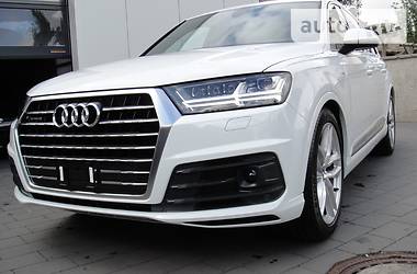 Audi Q7 2016