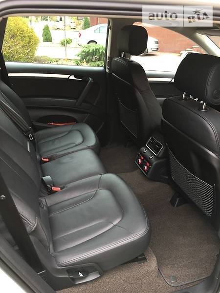 Позашляховик / Кросовер Audi Q7 2014 в Ірпені