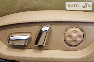 Внедорожник / Кроссовер Audi Q7 2011 в 