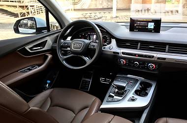 Внедорожник / Кроссовер Audi Q7 2016 в Днепре