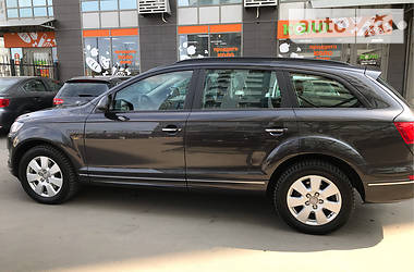 Внедорожник / Кроссовер Audi Q7 2012 в 