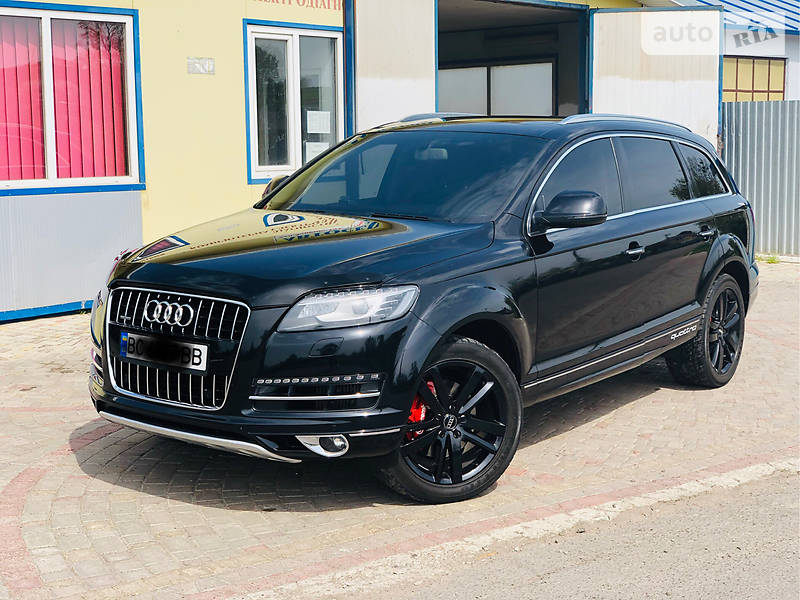 Внедорожник / Кроссовер Audi Q7 2012 в Сокале