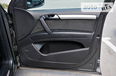 Внедорожник / Кроссовер Audi Q7 2014 в 