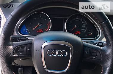 Внедорожник / Кроссовер Audi Q7 2011 в Кицмани