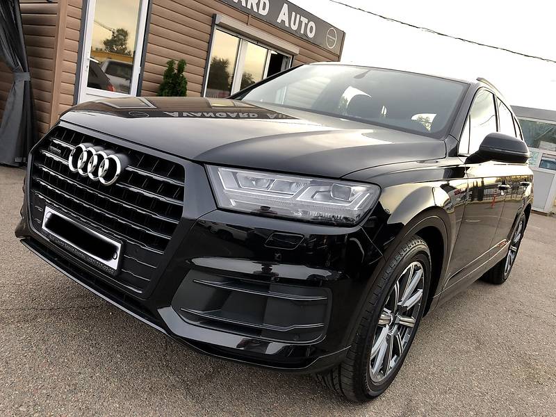 Позашляховик / Кросовер Audi Q7 2019 в Києві