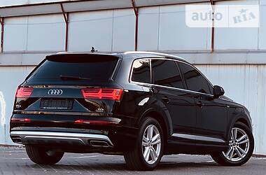 Внедорожник / Кроссовер Audi Q7 2016 в Одессе