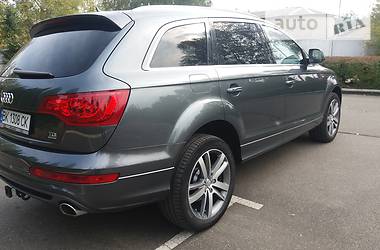 Внедорожник / Кроссовер Audi Q7 2014 в Ровно