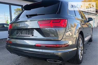 Позашляховик / Кросовер Audi Q7 2016 в Тернополі