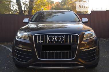 Позашляховик / Кросовер Audi Q7 2011 в Києві