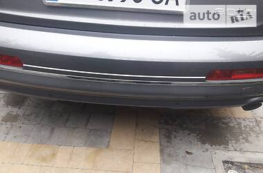 Позашляховик / Кросовер Audi Q7 2010 в 