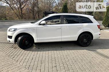 Внедорожник / Кроссовер Audi Q7 2011 в Кицмани