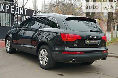 Внедорожник / Кроссовер Audi Q7 2006 в Николаеве