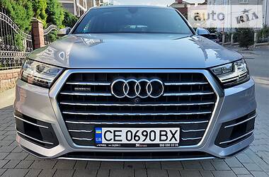 Внедорожник / Кроссовер Audi Q7 2018 в Черновцах