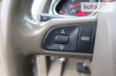 Позашляховик / Кросовер Audi Q7 2006 в 
