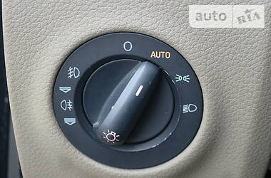 Позашляховик / Кросовер Audi Q7 2006 в 