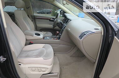 Позашляховик / Кросовер Audi Q7 2006 в 