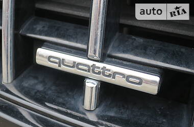 Позашляховик / Кросовер Audi Q7 2006 в 