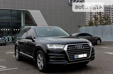 Позашляховик / Кросовер Audi Q7 2016 в 