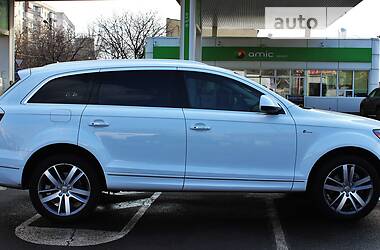 Внедорожник / Кроссовер Audi Q7 2014 в Одессе