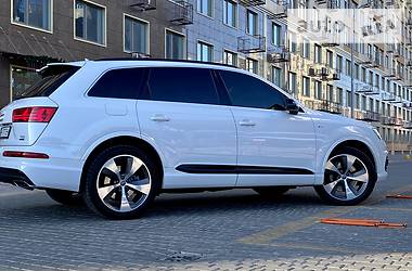 Внедорожник / Кроссовер Audi Q7 2016 в Одессе