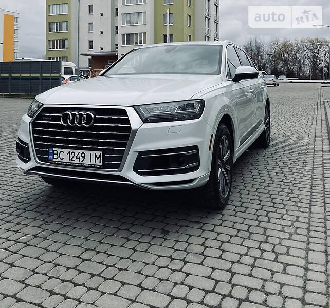 Позашляховик / Кросовер Audi Q7 2017 в Львові