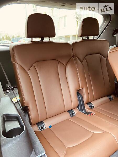 Позашляховик / Кросовер Audi Q7 2017 в Львові