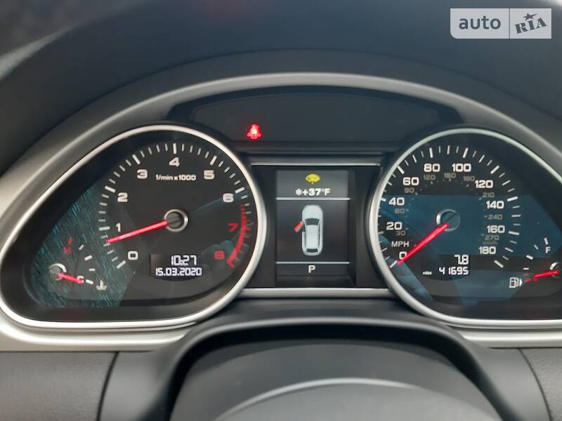 Позашляховик / Кросовер Audi Q7 2015 в Сумах