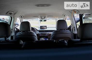 Позашляховик / Кросовер Audi Q7 2015 в 