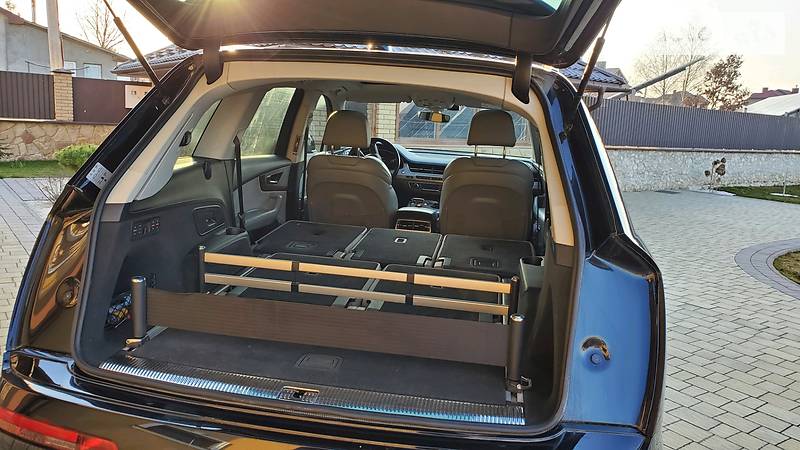 Позашляховик / Кросовер Audi Q7 2015 в Тернополі