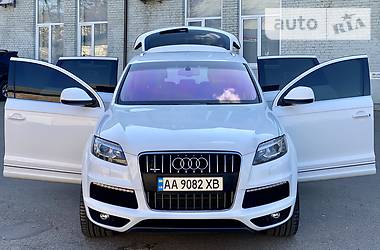 Внедорожник / Кроссовер Audi Q7 2010 в 