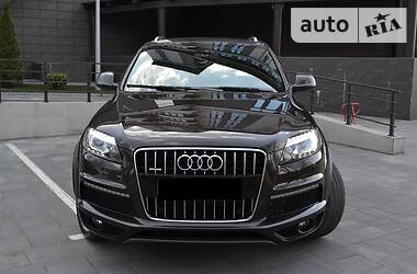 Позашляховик / Кросовер Audi Q7 2013 в 