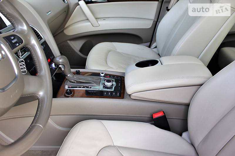 Позашляховик / Кросовер Audi Q7 2008 в Львові