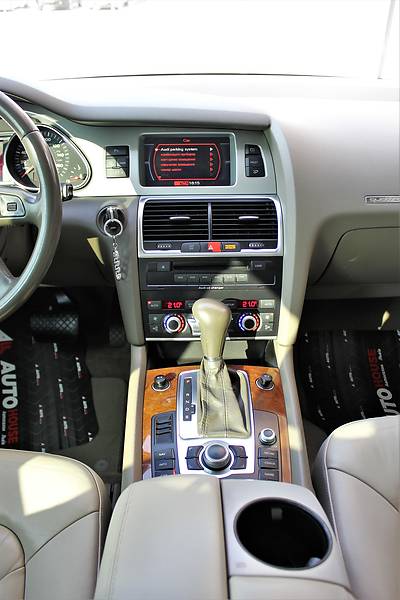 Позашляховик / Кросовер Audi Q7 2008 в Львові