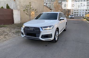 Позашляховик / Кросовер Audi Q7 2016 в Одесі