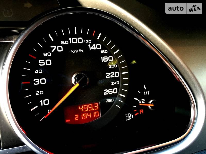 Внедорожник / Кроссовер Audi Q7 2010 в Черновцах