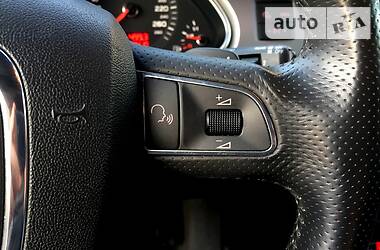 Позашляховик / Кросовер Audi Q7 2010 в 