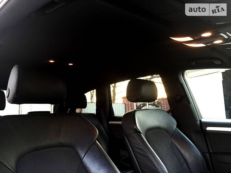 Внедорожник / Кроссовер Audi Q7 2010 в Черновцах