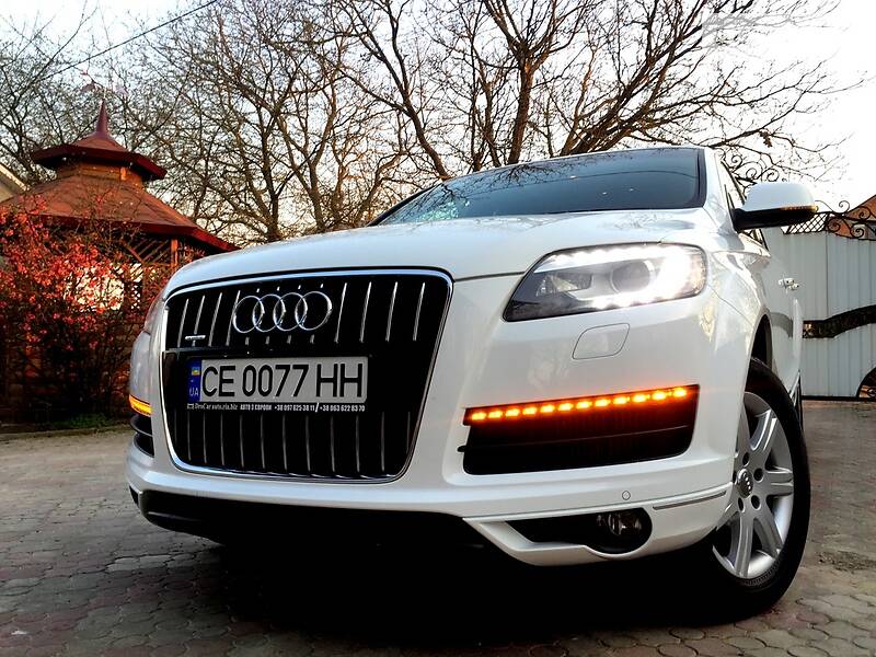 Внедорожник / Кроссовер Audi Q7 2010 в Черновцах