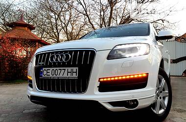 Позашляховик / Кросовер Audi Q7 2010 в 