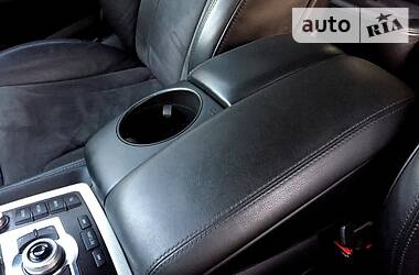 Позашляховик / Кросовер Audi Q7 2010 в 