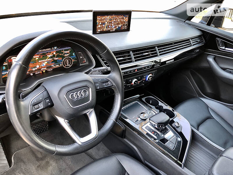 Позашляховик / Кросовер Audi Q7 2018 в Києві