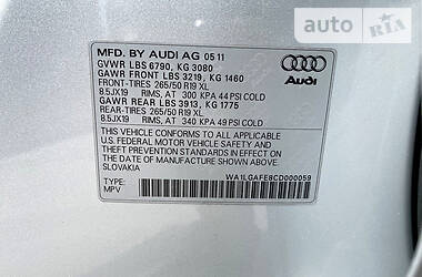 Позашляховик / Кросовер Audi Q7 2011 в 