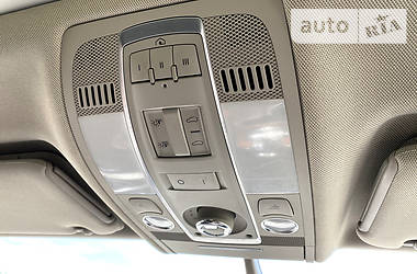 Позашляховик / Кросовер Audi Q7 2011 в 